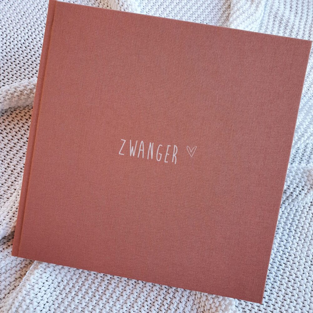 Zwangerschapsdagboek met linnen cover te personaliseren